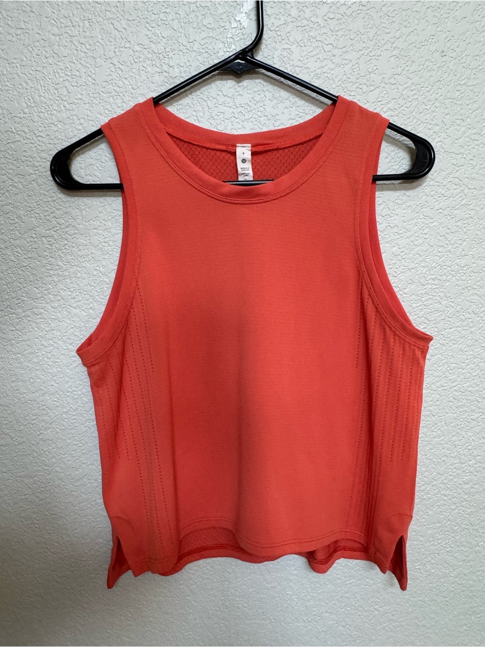 Lululemon Train To Be Tank Women’s 6 Warm Coral Seamless